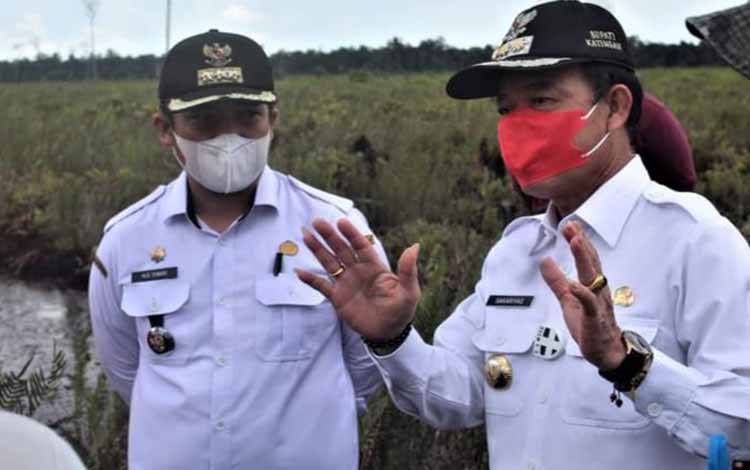 Sakariyas Tinjau Pembangunan Jalan Kereng Pakahi - Kampung Melayu