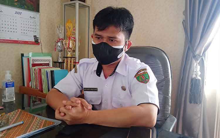Camat Dusun Timur: Kelompok Tani Harus Manfaatkan Bantuan Pemerintah dengan Baik