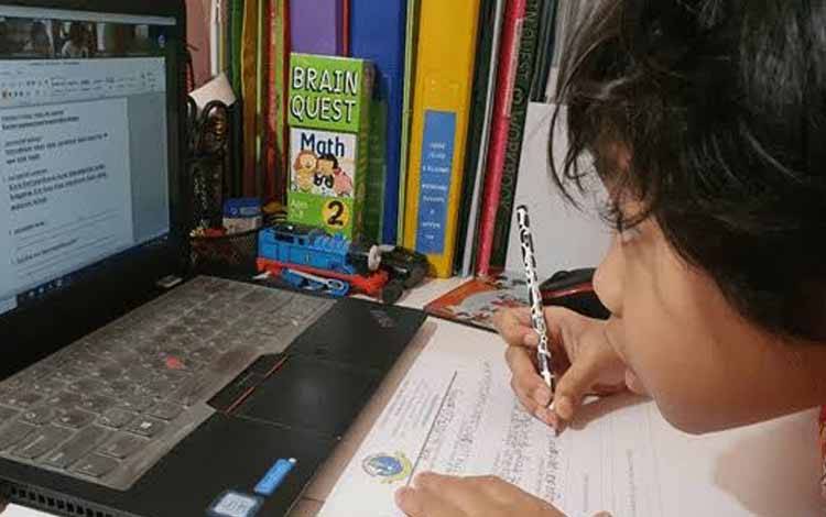 Belajar Online Tetap Jadi Solusi Pembelajaran Siswa di Palangka Raya