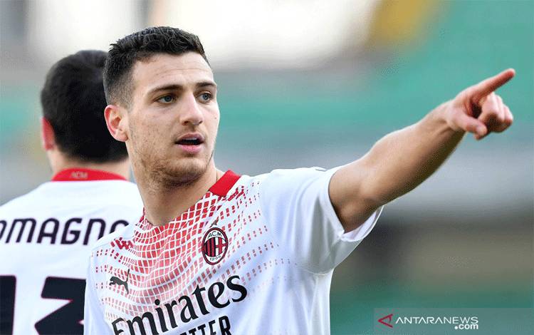 Dortmund Coba Lakukan Komunikasi dengan MU untuk Diogo Dalot