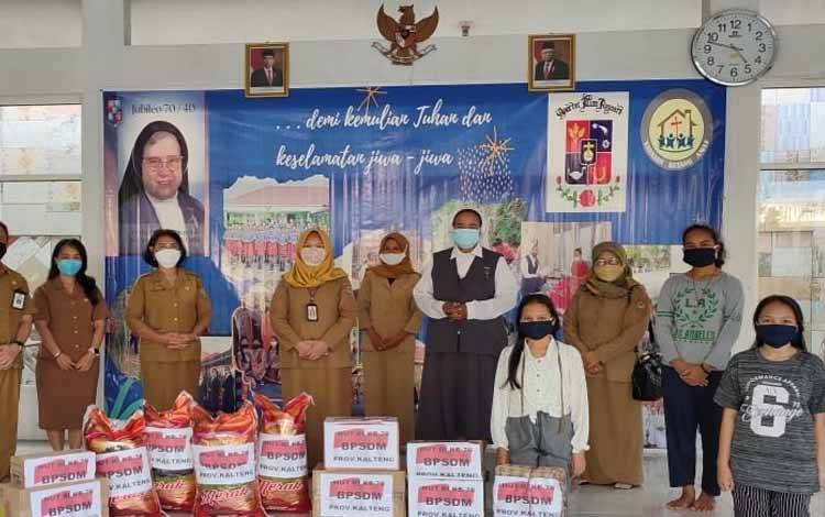 BPSDM Kalteng Berikan Bantuan ke Panti Asuhan Maria Ines