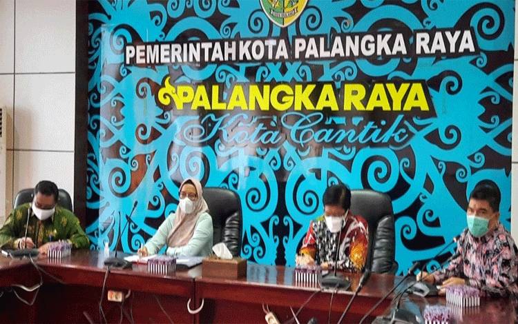 Permintaan Sekda Palangka Raya Pada Vaksinasi Keluarga