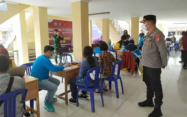 Warga Antusias Ikuti Vaksin Covid-19 di Gerai Vaksinasi Presisi Polres Kapuas