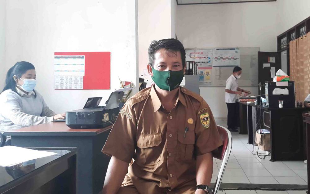 Pemdes Tumbang Mahuroi Gunung Mas Salurkan BLT DD