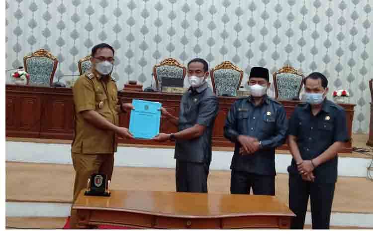 DPRD Katingan dan Eksekutif Tandatangani Persetujuan Bersama Rancangan KUA dan PPAS Tahun Anggaran 2022