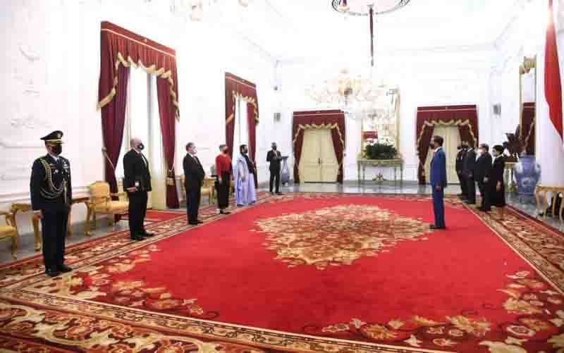 Presiden Terima Surat Kepercayaan Empat Duta Besar Negara Sahabat