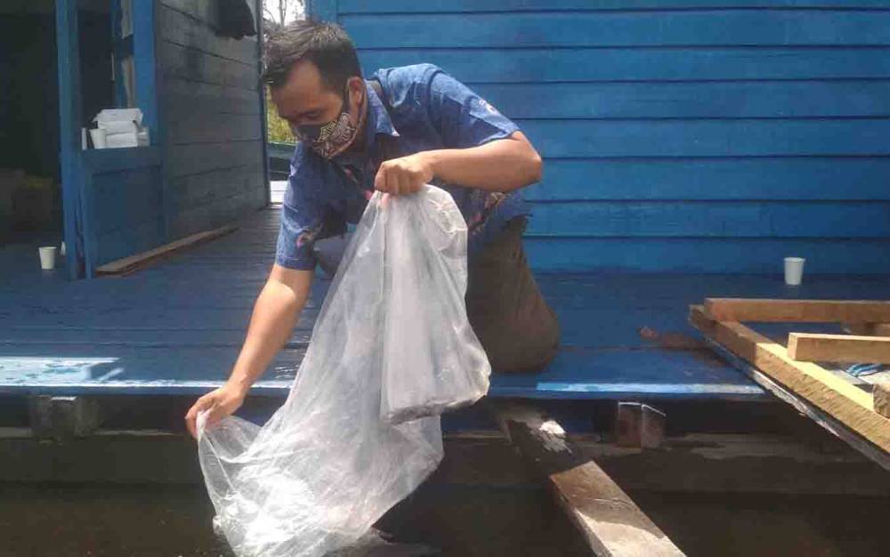 Penangkap Ikan Secara Ilegal di Palangka Raya Bakal Disanksi Adat