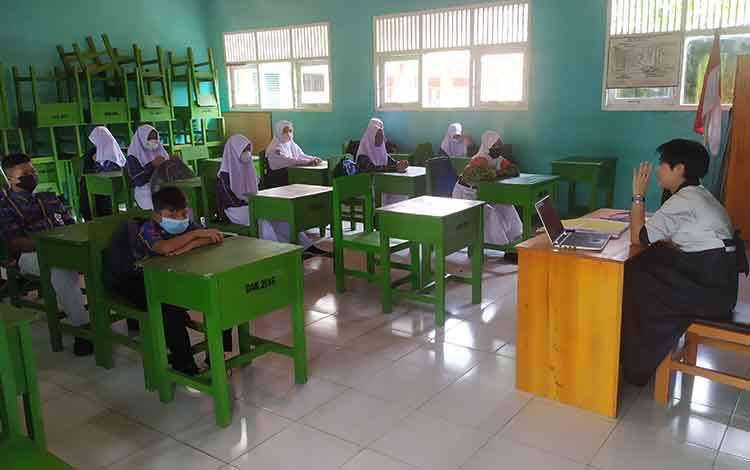 SMP Negeri 2 Sampit Berharap Pembelajaran Tatap Muka Terbatas Maksimal