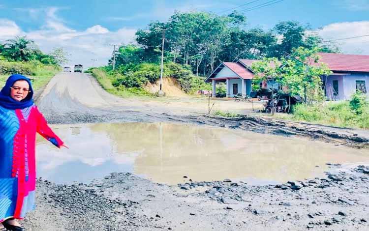 Banyak Jalan dan Jembatan di Kecamatan Tewah Rusak