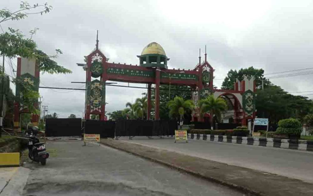 Bupati Kotim: Gerbang Sahati Direnovasi, Bukan Bangun Baru