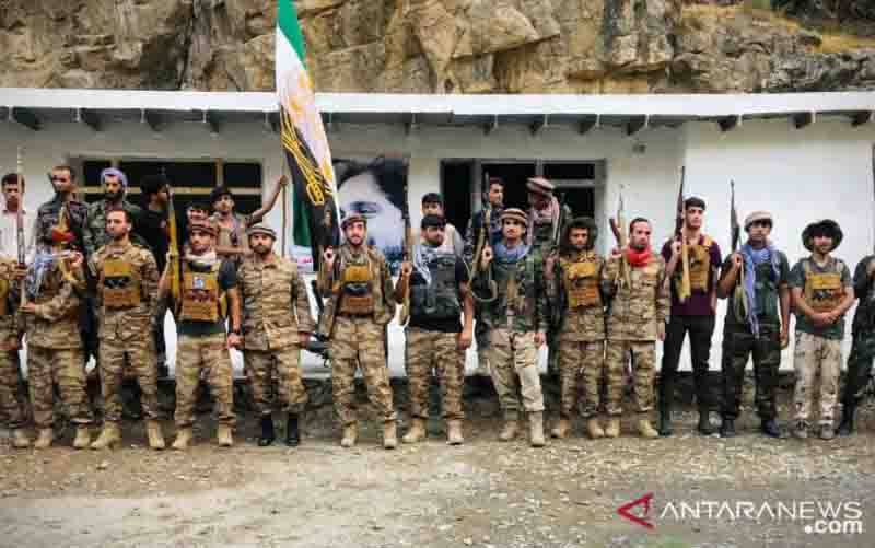Taliban dan Petempur Afghanistan Klaim Banyak Korban dalam Pertempuran