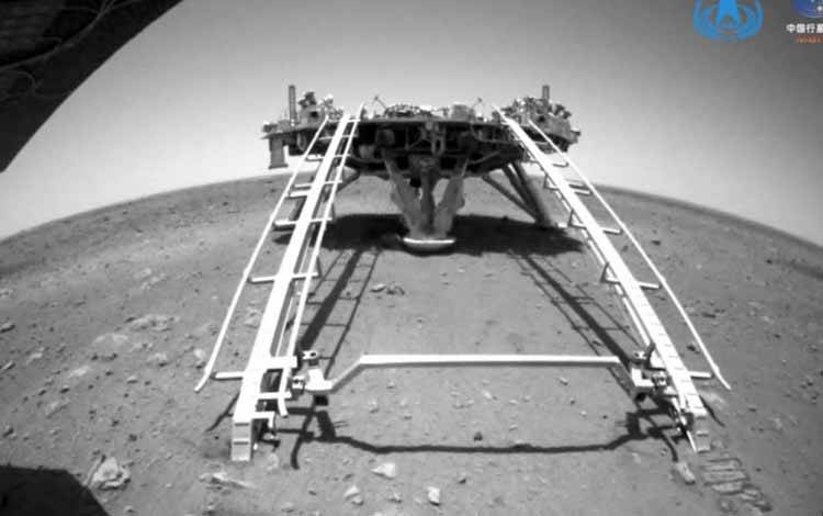 China Kembangkan Prototipe Helikopter Mini untuk Misi Mars