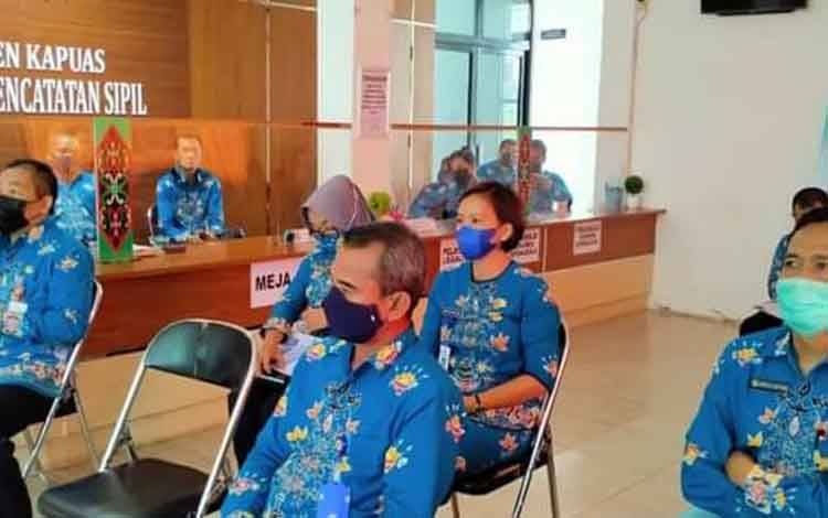 Dinas Dukcapil Kapuas Perbaharui Persyaratan Dokumen Kependudukan Sesuai Arahan Dirjen