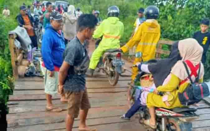 Sempat Putus, Jembatan Menuju Desa Kandan dan Desa Camba Sudah Bisa Dilalui