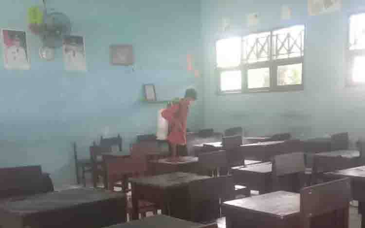 SMP Negeri 1 Kuala Pembuang Maksimalkan Persiapan PTM Terbatas