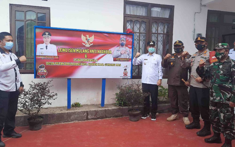 Desa Petak Bahandang Kabupaten Gunung Mas Dicanangkan Sebagai Lewu Isen Mulang