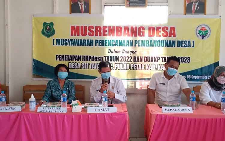Camat Pulau Petak Hadiri Musrenbang Desa Sei Tatas, Ini Pesannya