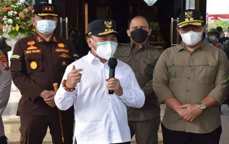 Gubenur Kalteng Terjunkan Pejabat Eselon II Bantu Penanganan Banjir di Kabupaten Katingan