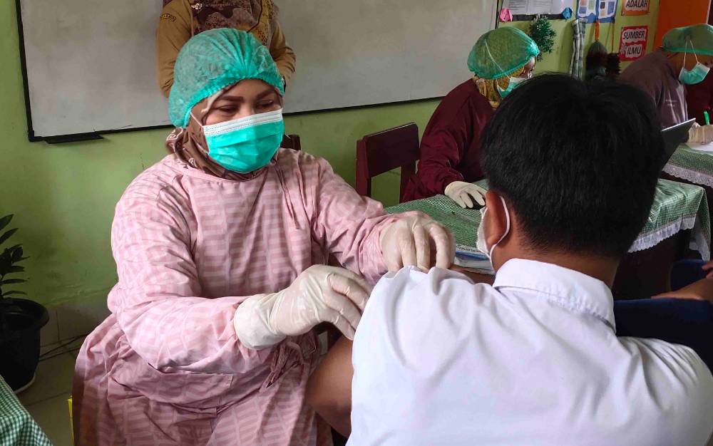 Vaksinasi Pelajar SMP Mulai Dilaksanakan di Sukamara