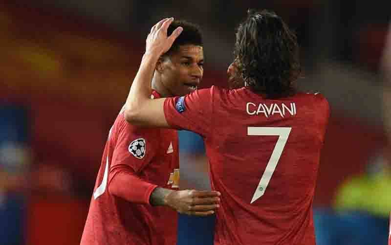 Solskjaer Puji Kerelaan Cavani Serahkan Nomor Punggung 7 untuk Ronaldo