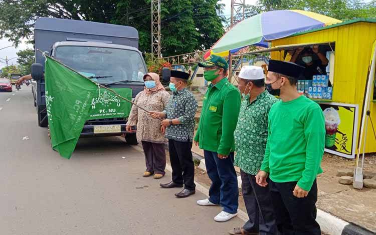 Wakil Bupati Barito Timur Lepas Bantuan Kemanusiaan ke Katingan