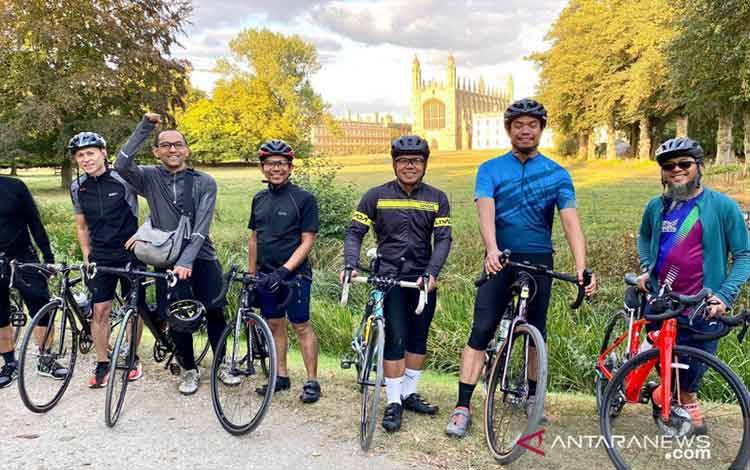WNI di Inggris Galang Dana Melalui Ride for Indonesia
