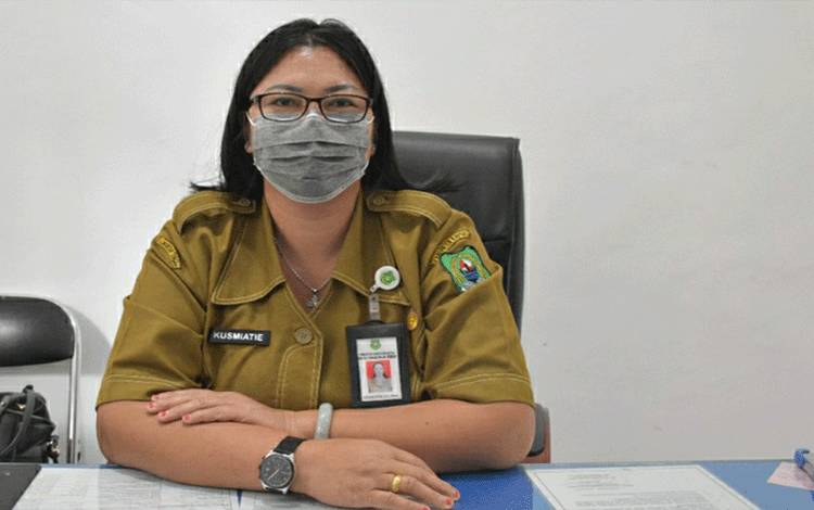 DLH Kapuas Lakukan Gerakan Penanaman Pohon Aksi Mitigasi Perubahan Iklim