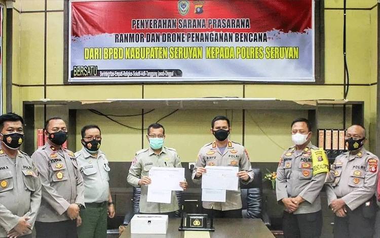 Dukung Penanganan Bencana, BPBD Seruyan Serahkan Kendaraan Untuk Polres Seruyan