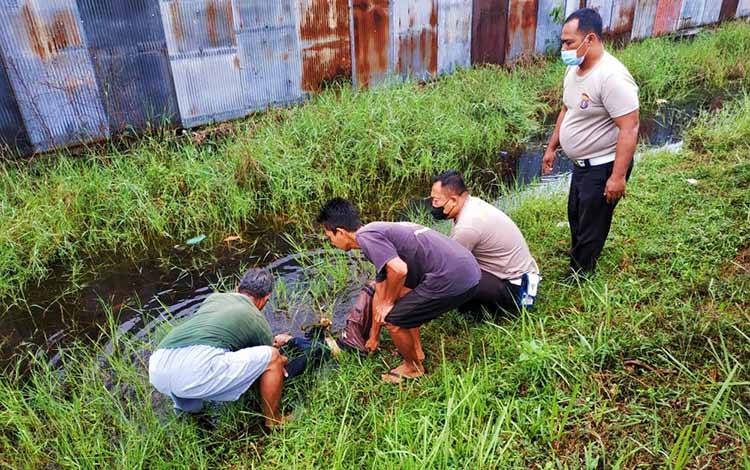 Seorang Pengendara Motor Meninggal di Palangka Raya Diduga Tabrak Lari