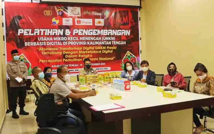 25 Tahun Mengabdi, Alumni Akpol 1996 Polda Kalteng Gelar Pelatihan Digital UMKM