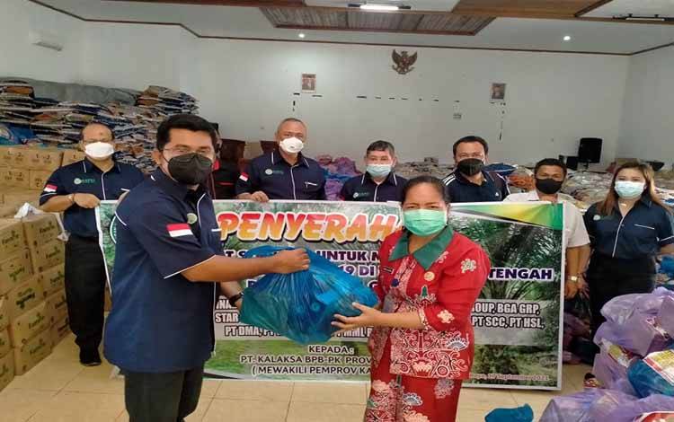 GAPKI Salurkan Bantuan Sembako Senilai Rp 2,1 Miliar ke BPBPK Kalteng
