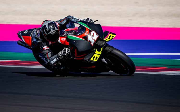 Vinales Kuasai Trek Basah Misano di FP1 GP San Marino