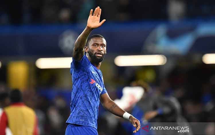 Rudiger Dikabarkan Segera Tandatangani Kontrak dengan Real Madrid
