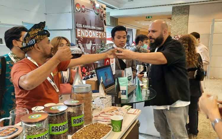Indonesia Raih Pembelian 600 Ton Biji Kopi Lewat Pameran di Turki