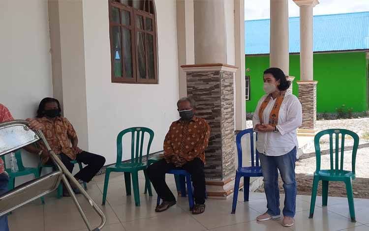Anggota DPRD Gunung Mas Imbau Masyarakat Tak Ragu Ikuti Vaksinasi Covid-19