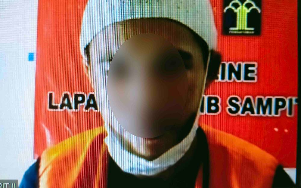 Jalan-jalan ke Kebun Sawit, Kondisi Sepi Langsung Mencuri