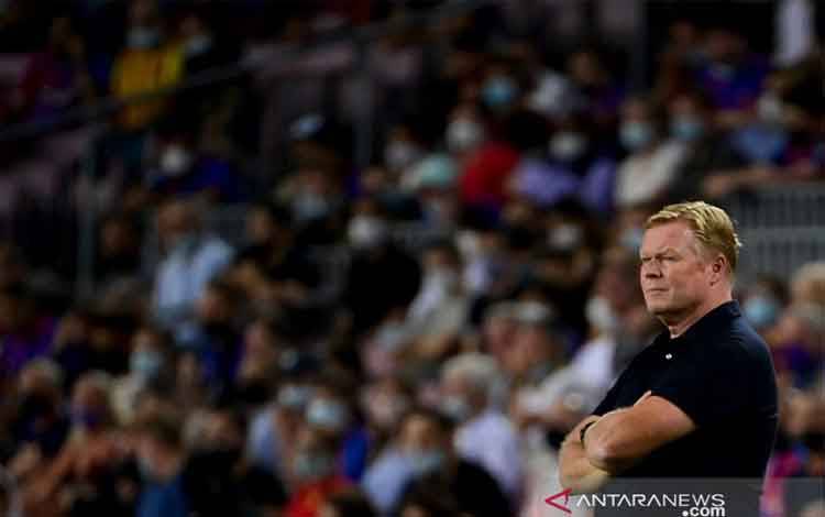 Ronald Koeman Minta Suporter Barcelona untuk Realistis