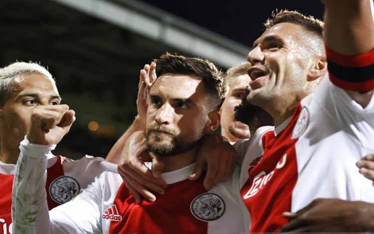 Ajax Lanjutkan Pesta Gol di Kandang Fortuna Sittard