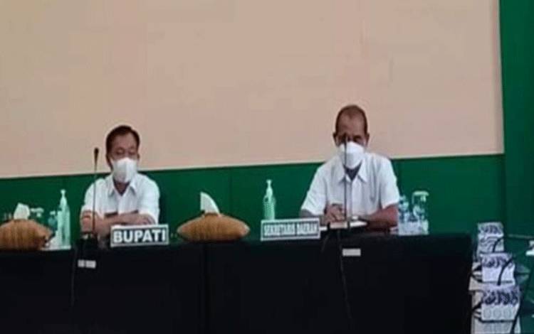 Bupati Sakariyas Pimpin Rapat Koordinasi Evaluasi Darurat Banjir, ini yang Disampaikan
