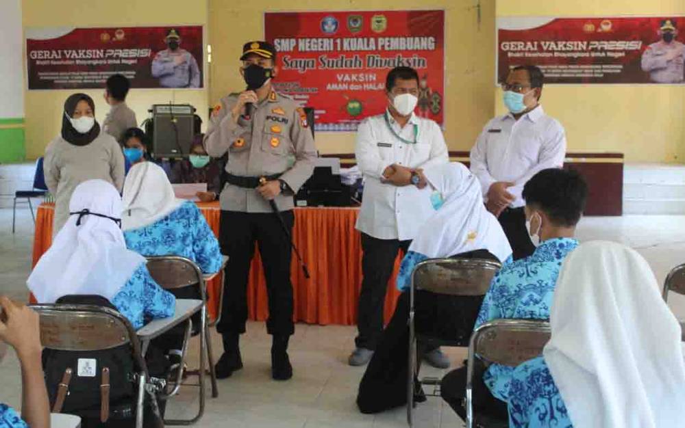 Kapolres Seruyan Minta Pelajar Tidak Takut Vaksinasi