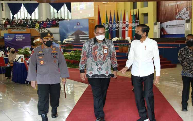 Polri Gandeng BEM dan OKP Laksanakan Vaksinasi Merdeka se-Indonesia