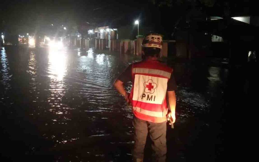 Hujan Deras Mengguyur, Kawasan Jalan DI Pandjaitan Sampit Diterjang Banjir