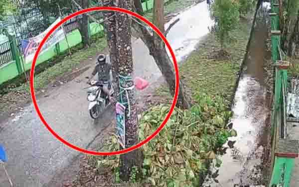 Sudah Bersih, Ada Lagi Warga Buang Sampah di Lokasi ini dan Terekam CCTV