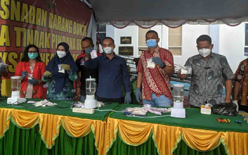 Kejaksaan Negeri Kapuas Gelar Pemusnahan Barang Bukti dari 111 Perkara