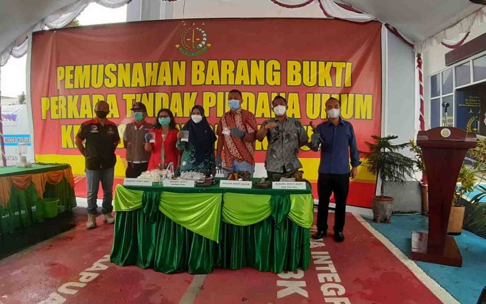 Pemusnahan Barang Bukti Digelar Kejari Kapuas Jadi Momentum Tunjukkan Kinerja APH
