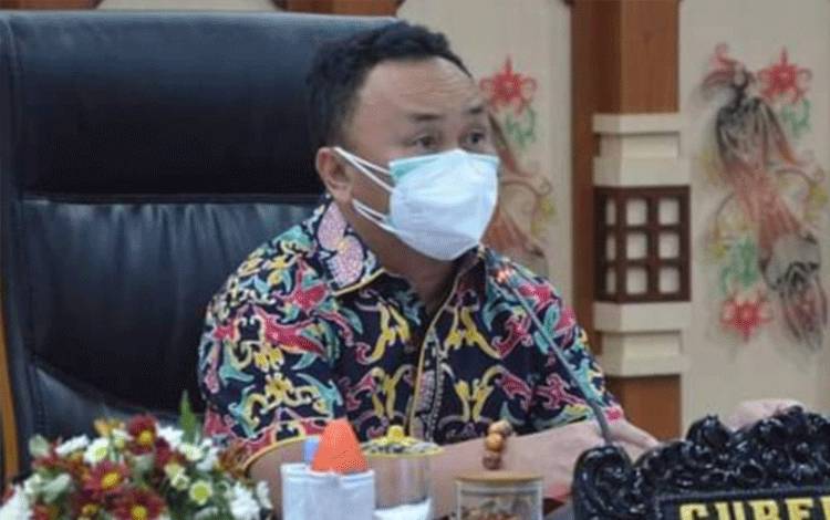 Kunci Pemulihan Ekonomi dengan Mengendalikan Covid-19