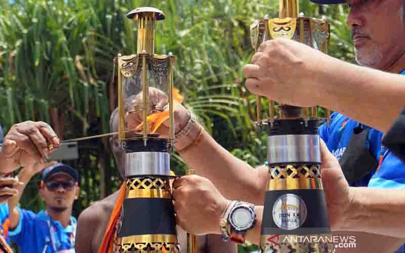 Deretan Pahlawan Olahraga Indonesia Andil Dalam Kirab Api PON Papua