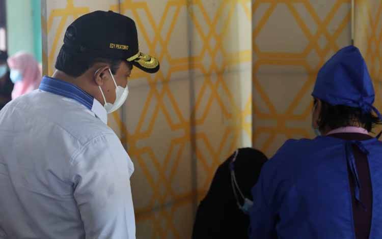 Wagub Kalteng Tinjau Vaksinasi Pelajar SMAN 2 Pandih Batu