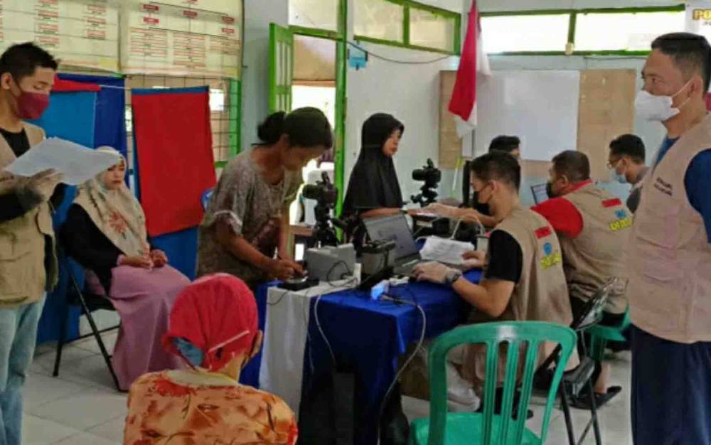 Camat Bataguh Sambut Baik Disdukcapil Rekam KTP-El Jemput Bola di Desa Padat Penduduk