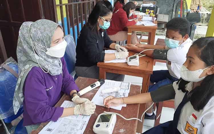 Pelajar SMPN 6 Kurun Jalani Vaksinasi Covid-19